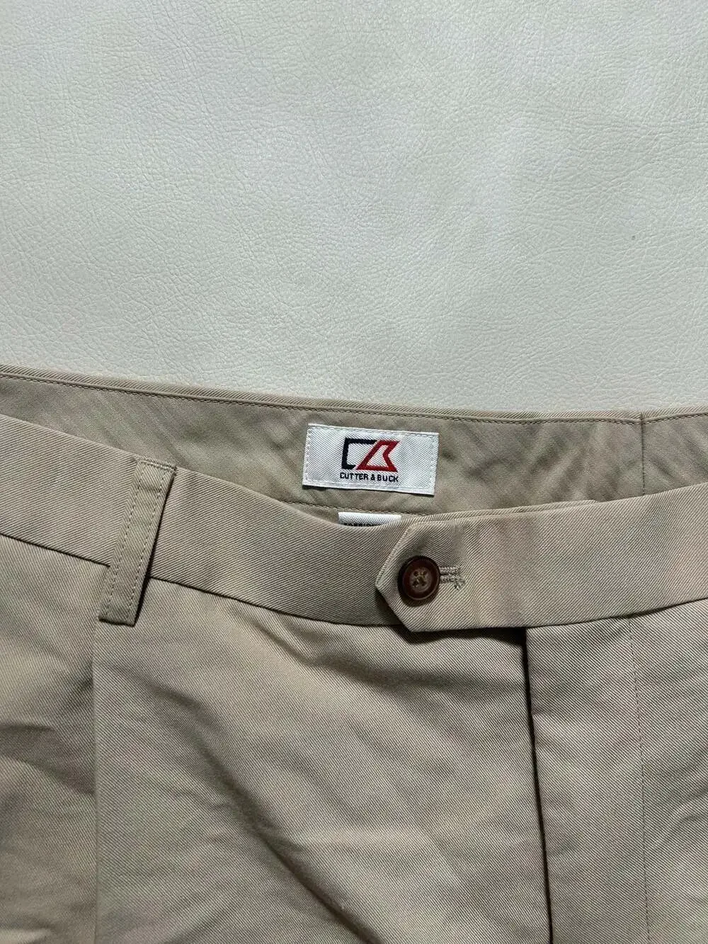 Cutter & Buck Mens Khaki Pleated Chino Shorts Size 48